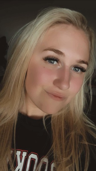 Mia Knoblauch
